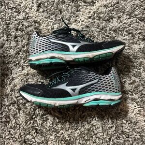 Asics Black and Gray Athletic Shoes with Breathable Mesh